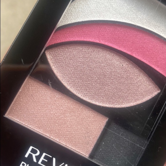 Revlon PhotoReady Eye Contour Kit - Pop Art 535 NEW palette compact - Picture 7 of 7